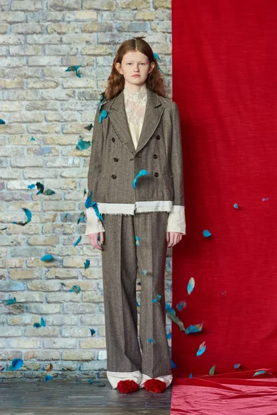 Look 17